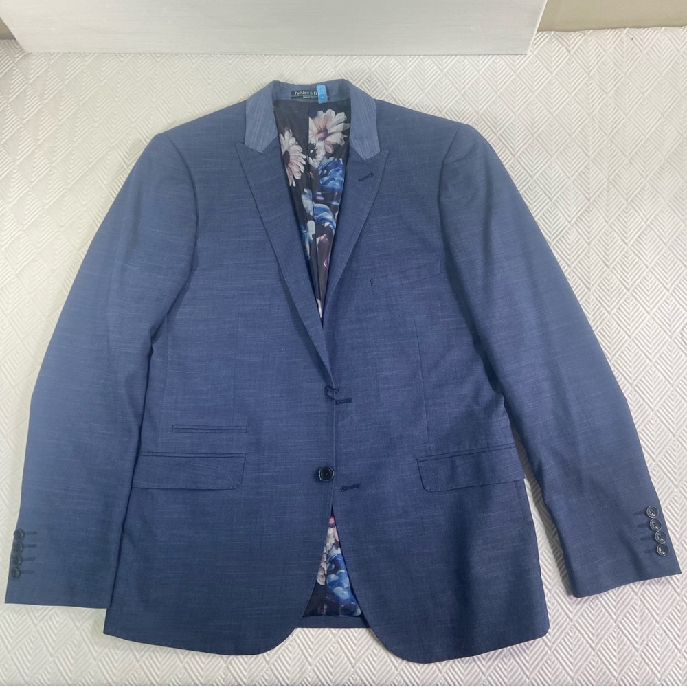 COPY - Men’s Paisley & Gray Slim Fit Suit Jacket 40R Blue (missing 1 button)